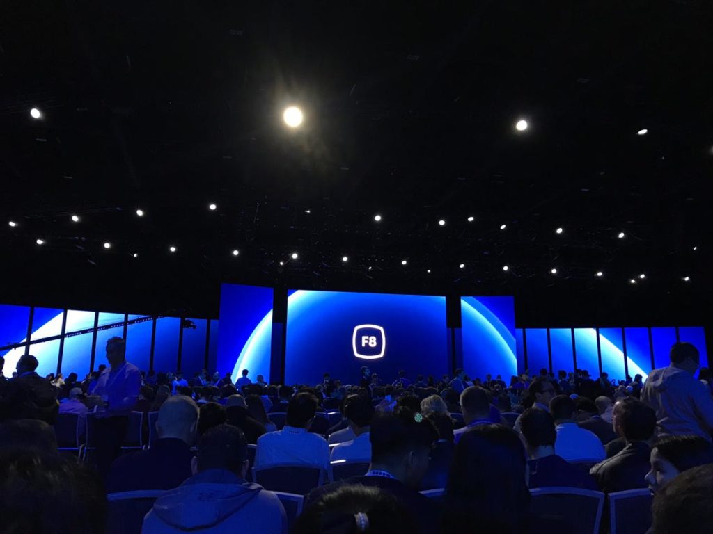 f8 Palco principal do evento.